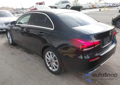 2019 Mercedes-Benz A 220 из США, поврежденный, VIN WDD3G4EB2KW024638